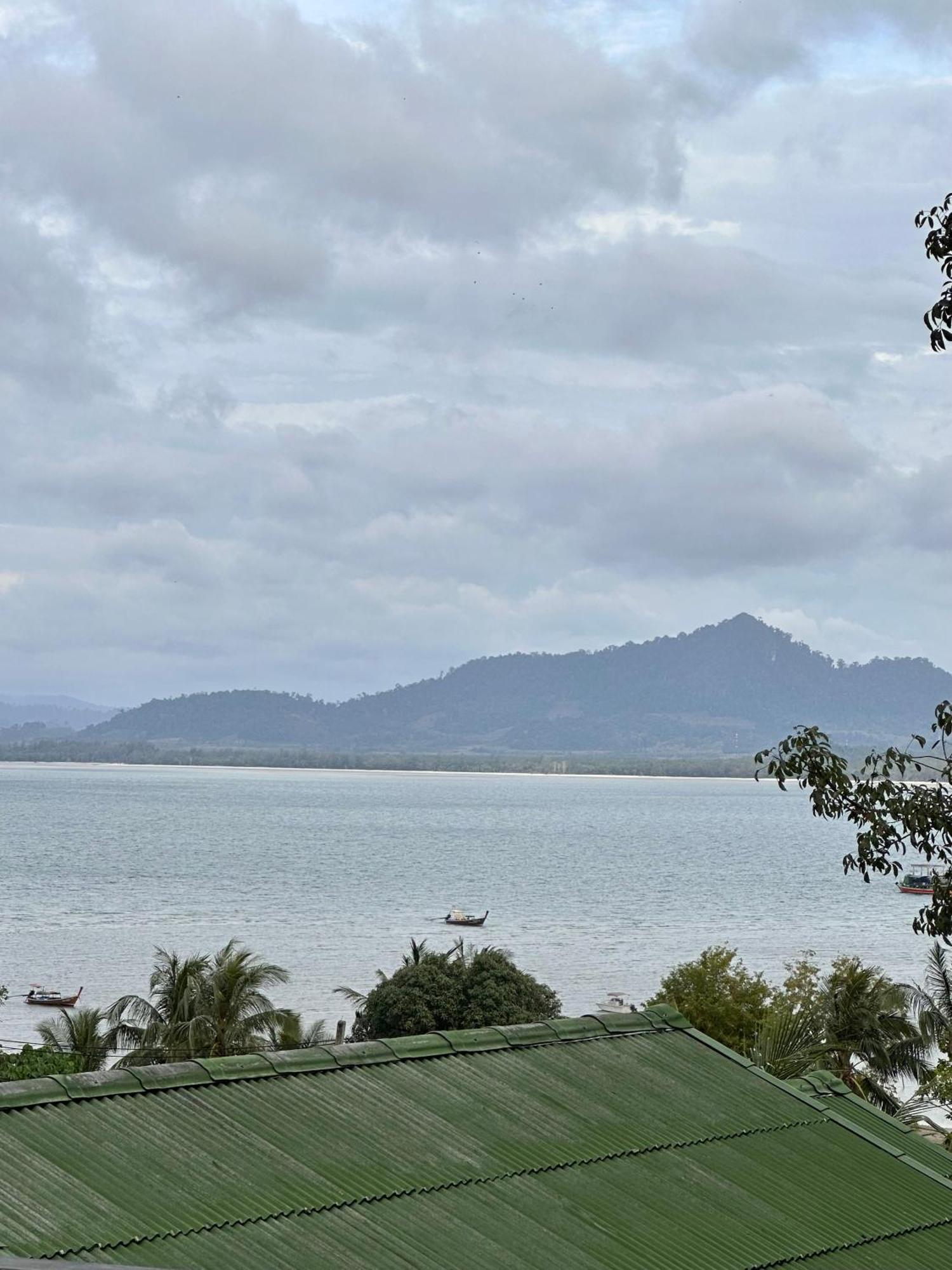 Rinna Resort Ko Mook Exterior foto